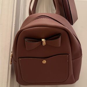 Chic Bow Accent Women's Backpack